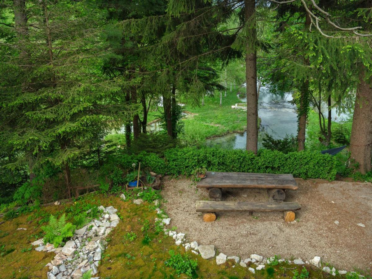 Yeti Cabin Plitvica selo Exterior foto